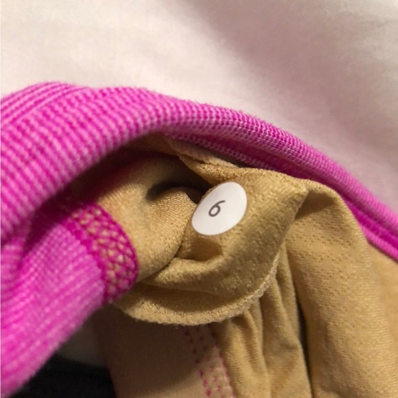 Lululemon Tank Top With Sports Bra Built In - Picture 6 of 6